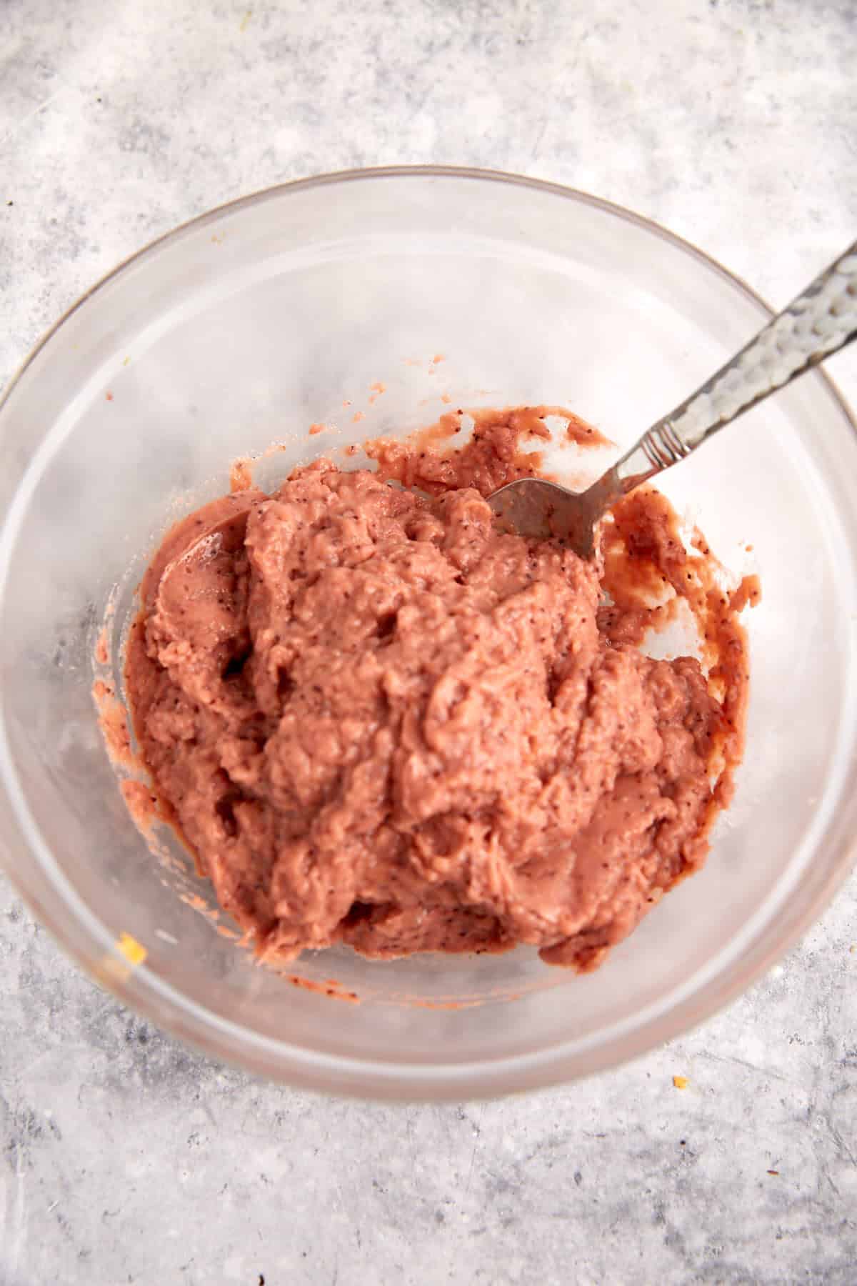 Cold strawberry filling.