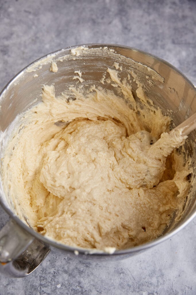 A bowl of butter cake batter.