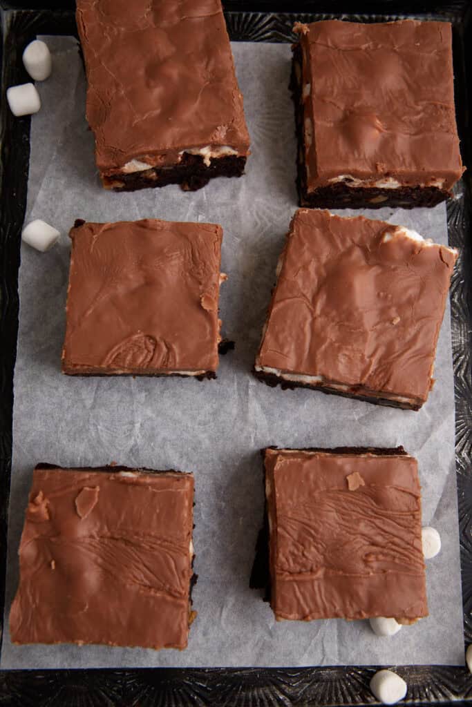 Mississippi mud brownies on a tray.
