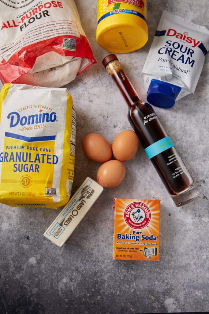 Ingredients for the cake layer.