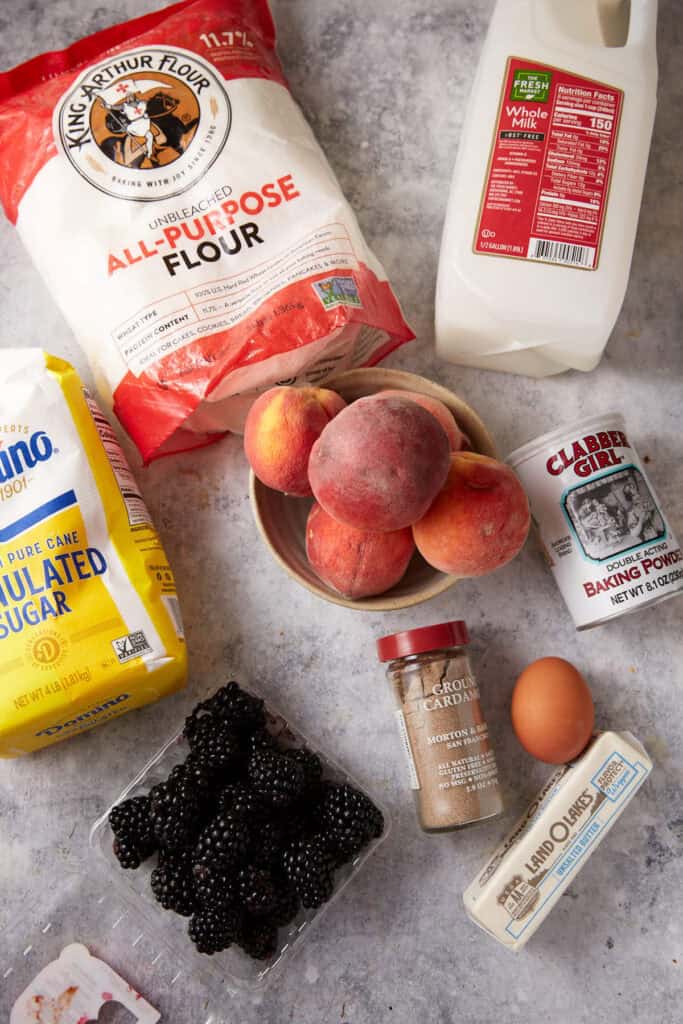 Ingredients for the cake.