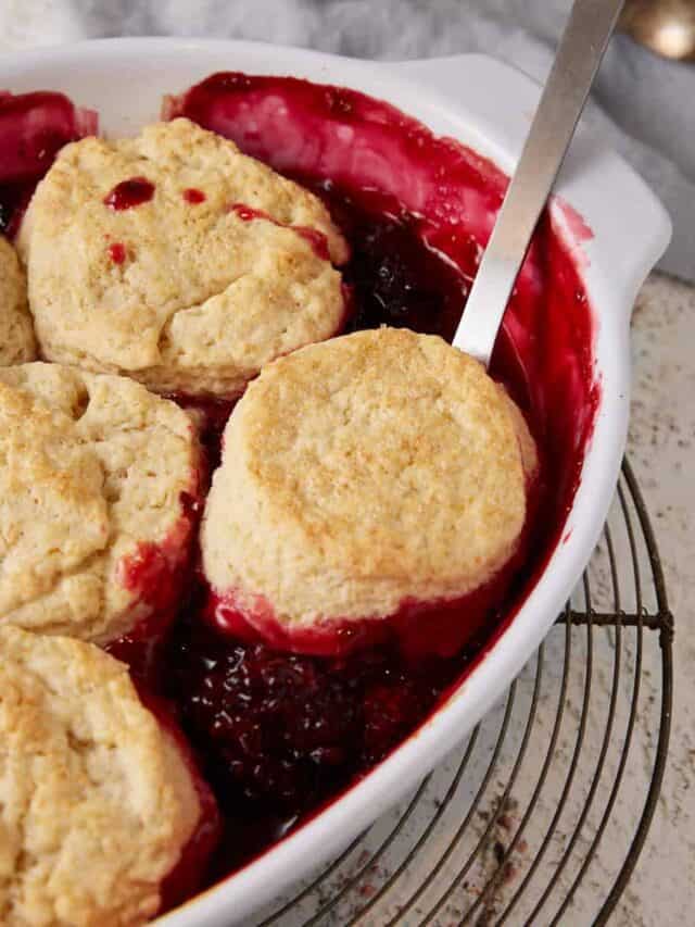 blackberry cobbler being served
