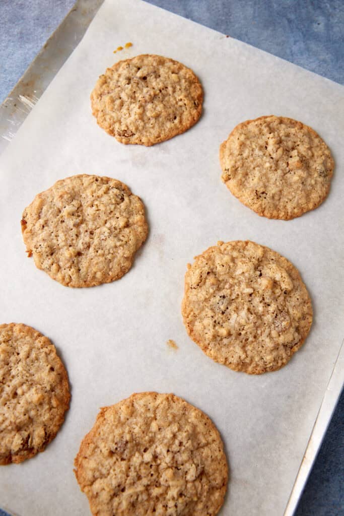Oatmeal cookies baked on a cookie shet.