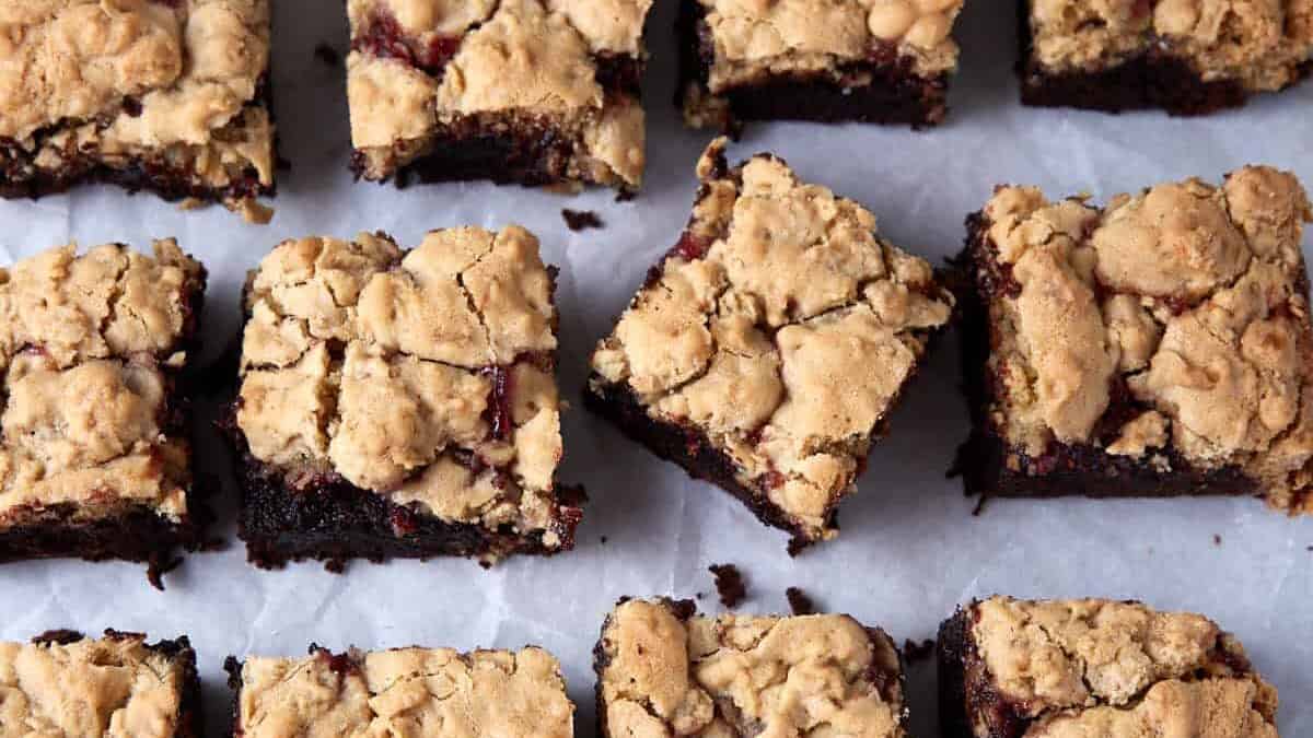Chocolate Raspberry Brownie Bars
