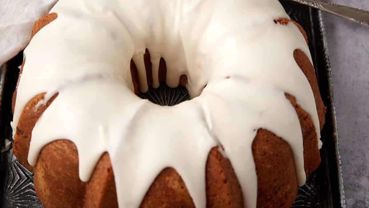 sock it to me cake on a black plate.