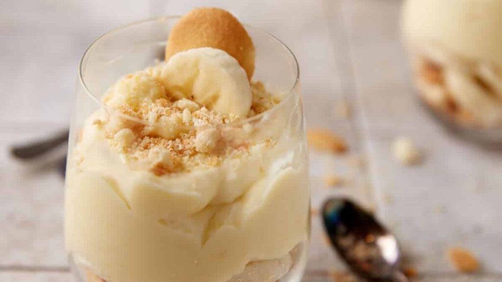 southern banana pudding in a cup.