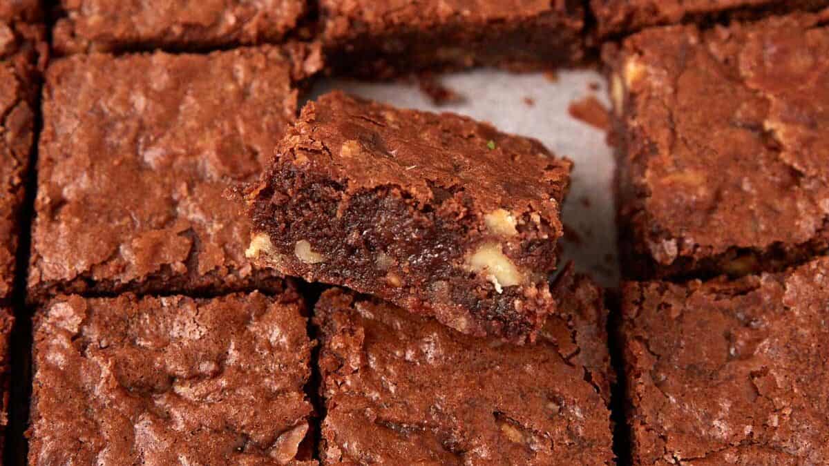 Fudgy Pecan Praline Brownies
