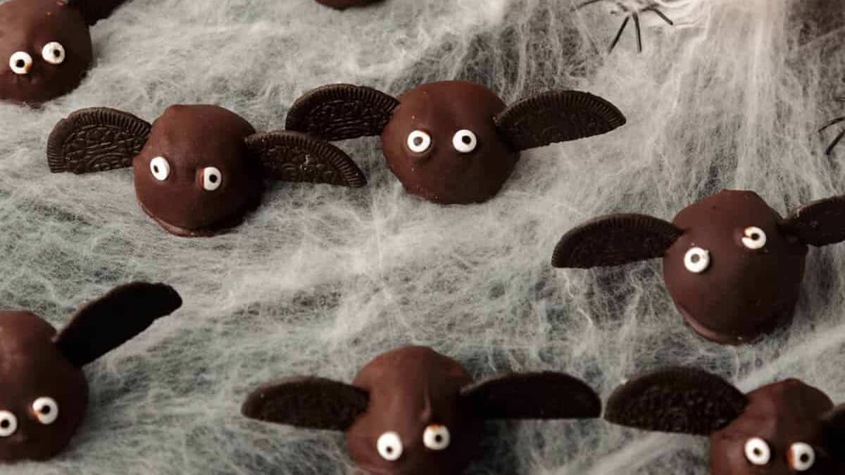 12 Eerie Little Desserts That Might Just Be Too Cute to Eat